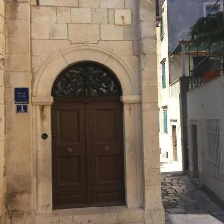 Pile - Double With Patio Διαμέρισμα *